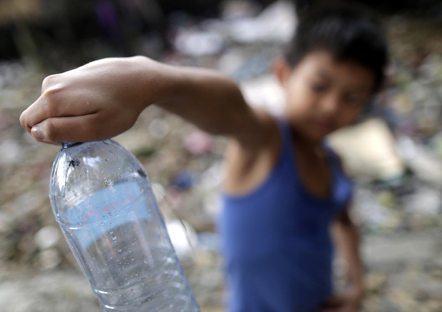 Unicef, 700 bambini al giorno muoiono per acqua non pulita © ANSA