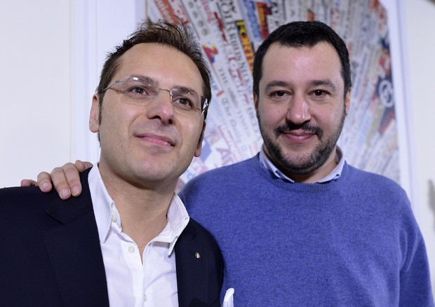 Armando Siri e Matteo Salvini durante una conferenza stampa del segretario della Lega Nord, Roma 14  Dicembre 2014 © ANSA