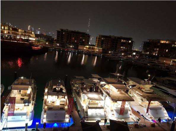 Nautica: Azimut/Benetti a Dubai per 50/mo Azimut Yachts