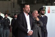 Salvini: Corridoi umanitari strada giusta, non barconi
