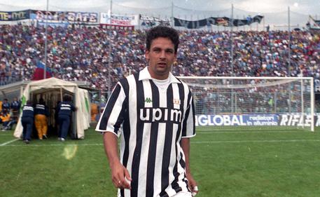 Roberto Baggio con la maglia della Juventus © ANSA