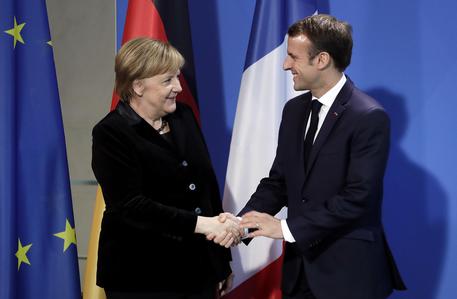 Merkel-Macron, avanti sul patto di Meseberg, ora risultati © AP