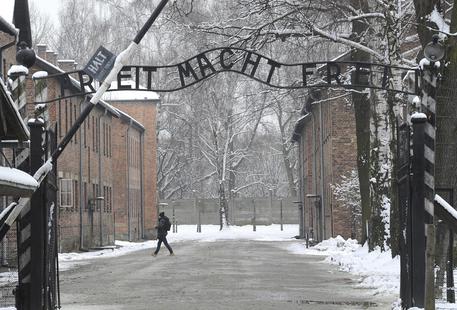 L'entrata del campo di Auschwitz © AP