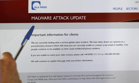 Cybercrime, nel 2017 scoperte 300 app con malware © ANSA