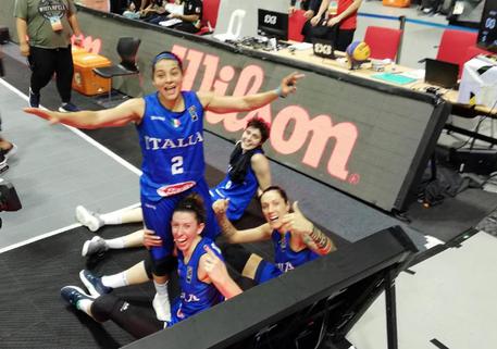 Basket tre per tre: Italia donne campione del mondo © ANSA