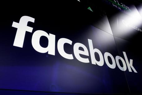 Facebook: cala in Borsa con downgrade analista © AP