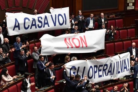Tensioni in Aula alla Camera nel dibattito dopo le comunicazioni del ministro dello Sviluppo economico Stefano Patuanelli sulla vertenza dell'ex Ilva © ANSA