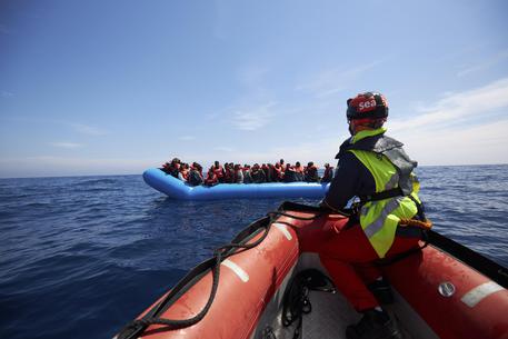 Un salvataggio in mare © AP