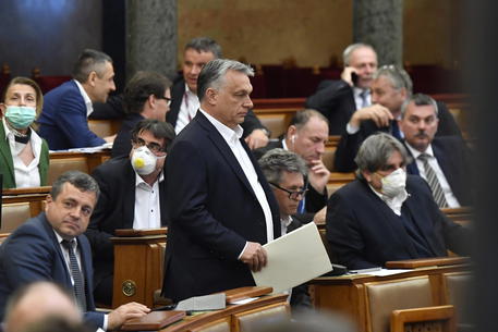 Viktor Orban in Parlamento © EPA