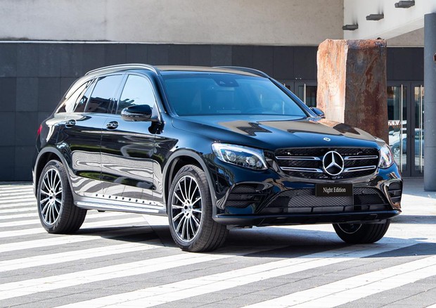 Mercedes propone un numero limitato di CLA, CLA Shooting Brake, GLA e GLC con l'esclusivo allestimento Night Edition © Daimler Press