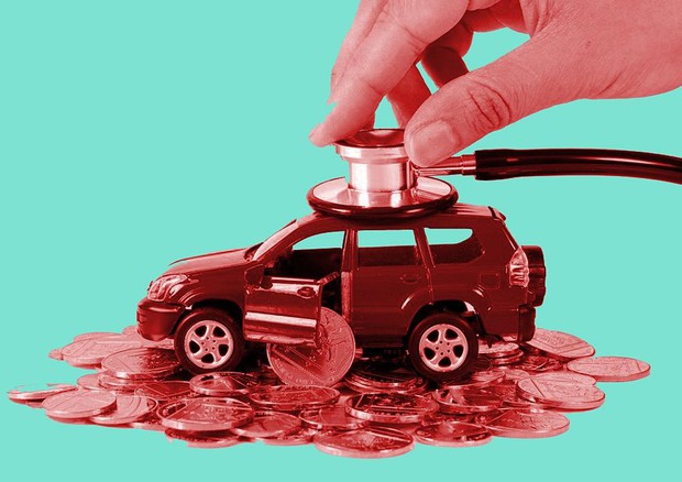 Auto: 'lievitano' spese pedaggi, carburanti e riparazioni © ANSA
