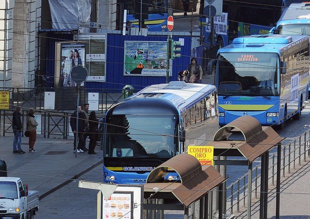 Linee bus extraurbane in salute e sicure, 6 incidenti su 1000 © ANSA 