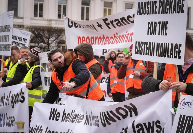 La manifestazione degli autotrasportatori a Bruxelles