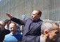 Un fermo immagine tratto da Youtube mostra Silvio Berlusconi sul predellino della sua auto durante  il suo tour in vista delle Regionali in Molise. Termoli, 13 aprile 2018 © 