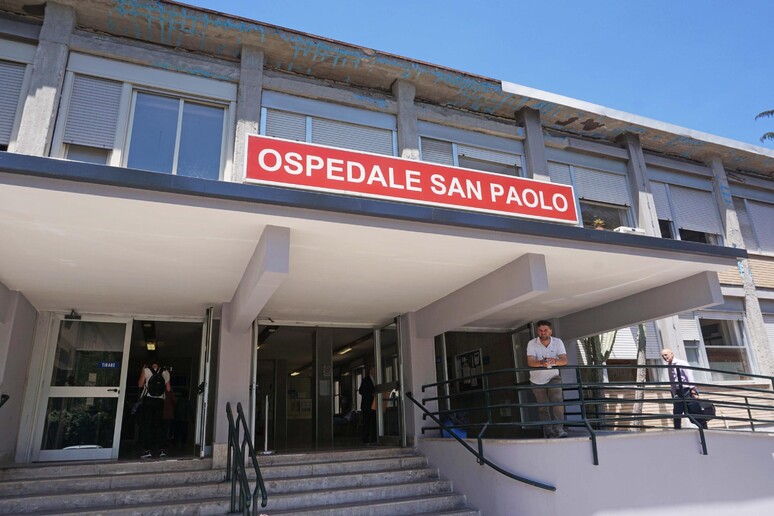 L 'Ospedale San Paolo di Napoli - RIPRODUZIONE RISERVATA