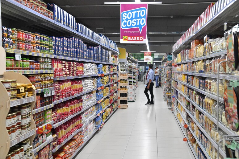 Unaprol, nei supermercati olio conquista spazio vendita - RIPRODUZIONE RISERVATA