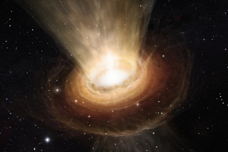 Rappresentazione artistica di un buco nero, una delle possibili sorgenti dei raggi cosmici (fonte: ESO) - RIPRODUZIONE RISERVATA