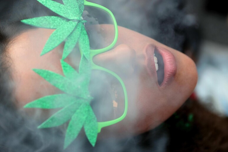 Ministro salute interviene su cannabis light dopo parere Css © ANSA/EPA