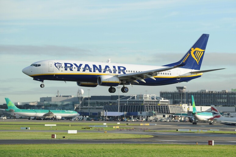Un aereo della Ryanair © ANSA/EPA