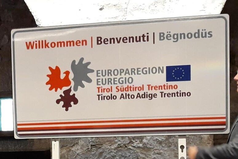 'Cancellato il termine Alto Adige ', polemica - RIPRODUZIONE RISERVATA