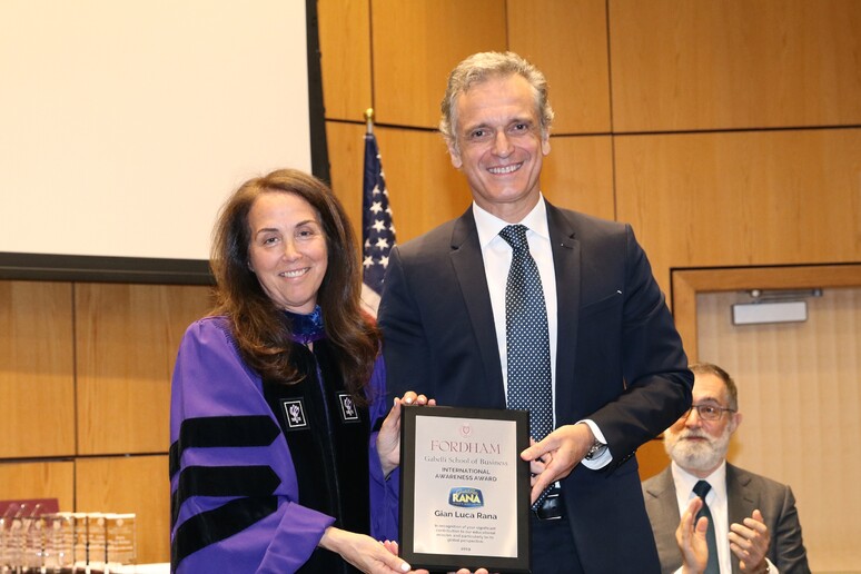 Gian Luca Rana, amministratore delegato del Pastificio Rana, ha ricevuto a New York l ' International Awareness Award dalla Fordham University - RIPRODUZIONE RISERVATA