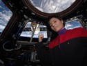 Samantha Cristoforetti sulla Iss con la tuta di Star Trek (fonte: ESA/NASA) (ANSA)