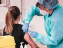 L'Ue raccomanda di andare avanti con la vaccinazione con i prodotti disponibili (ANSA)