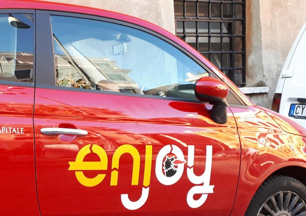 Traffico, mobilit��, car sharing: auto di Enjoy [ARCHIVE MATERIAL 20180809 ] © ANSA 