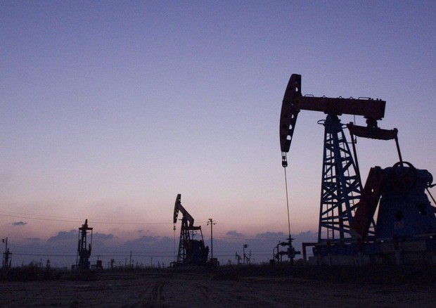 Ft, in luglio balzo del 20% di import petrolio russo in Europa © EPA
