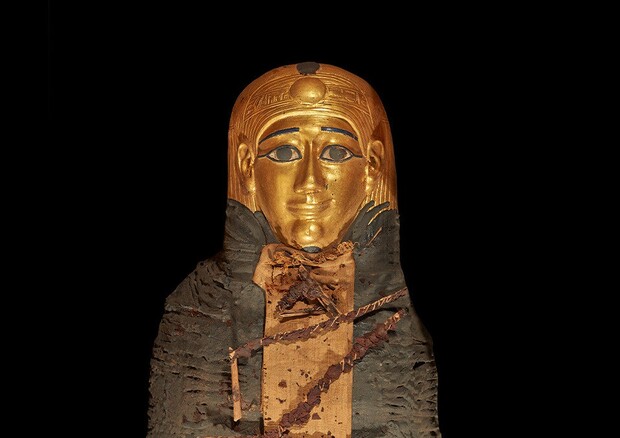 Particolare della mummia del ‘ragazzo d’oro’ (fonte: SN Saleem, SA Seddik, M el-Halwagy) © Ansa