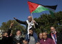 Israele: Ben Gvir vieta esposizione bandiere palestinesi