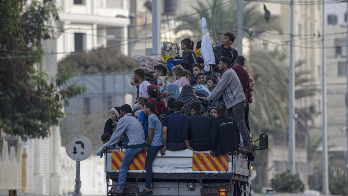 Guerra Medioriente - Evacuazione di Gaza, con qualsiasi mezzi © ANSA/EPA