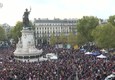 Parigi: Migliaia in piazza per omaggio a insegnante ucciso © ANSA