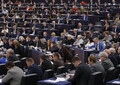 Una votazione durante la sessione plenaria dell'Eurocamera a Strasburgo (ANSA)