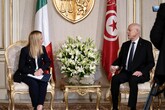 Meloni a colloquio con il presidente tunisino Saied (ANSA)