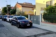 Venezia, coppia uccisa in casa a coltellate: si cerca ex marito della donna