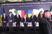 Ucraina, i ministri italiani posano con delegazione Kiev alla conferenza sulla ricostruzione