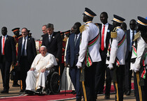 Francesco arrivato a Giuba, capitale del Sud Sudan (ANSA)