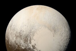Svelata l’origine della misteriosa struttura a forma di cuore sulla superficie di Plutone (fonte: NASA/Johns Hopkins University Applied Physics Laboratory/Southwest Research Institute/Alex Parker)