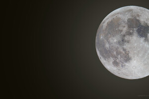 Luna e Marte qualche ora prima dell'occultazione dell'8 dicembre 2022 (fonte: C. Negroni, L. Guariglia, A. Lulli, C. E. Tronci, G. Marrani. G. Esposito, R. Nobili  e G. Conzo, del Gruppo Astrofili Palidoro) (ANSA)