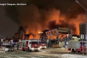 Russia, a fuoco 18mila metri quadrati nel maxi incendio al centro commerciale (ANSA)