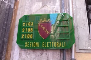 Elezioni, Calenda vota a Roma: 