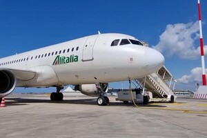 Bruxelles: l'Italia recuperi da Alitalia 400 milioni di aiuti (ANSA)