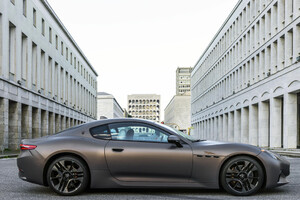 Maserati GranTurismo, equilibrio dei contrasti in abitacolo (ANSA)