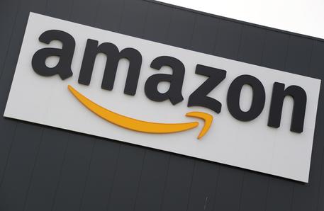 Amazon, i pacchi si ritirano in negozio © EPA