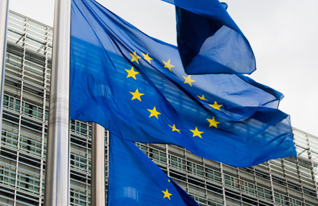 EU flag bandiera europea berlaymont europa ue - fonte: EC © Ansa
