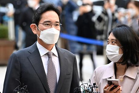 Samsung: erede gruppo condannato per uso di stupefacenti © AFP