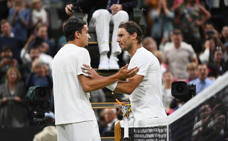 Il match tra Rafael Nadal e Lorenzo Sonego al terzo turno di Wimbledon © EPA