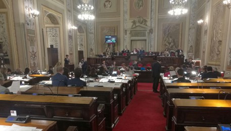 Una seduta dell'assemblea regionale siciliana (ANSA)