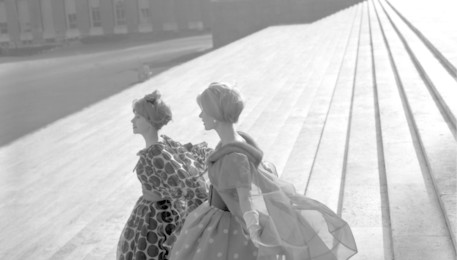 Roma, 1958. Collezione primavera estate di Valentino. Archivi fotografici Garolla (ANSA)